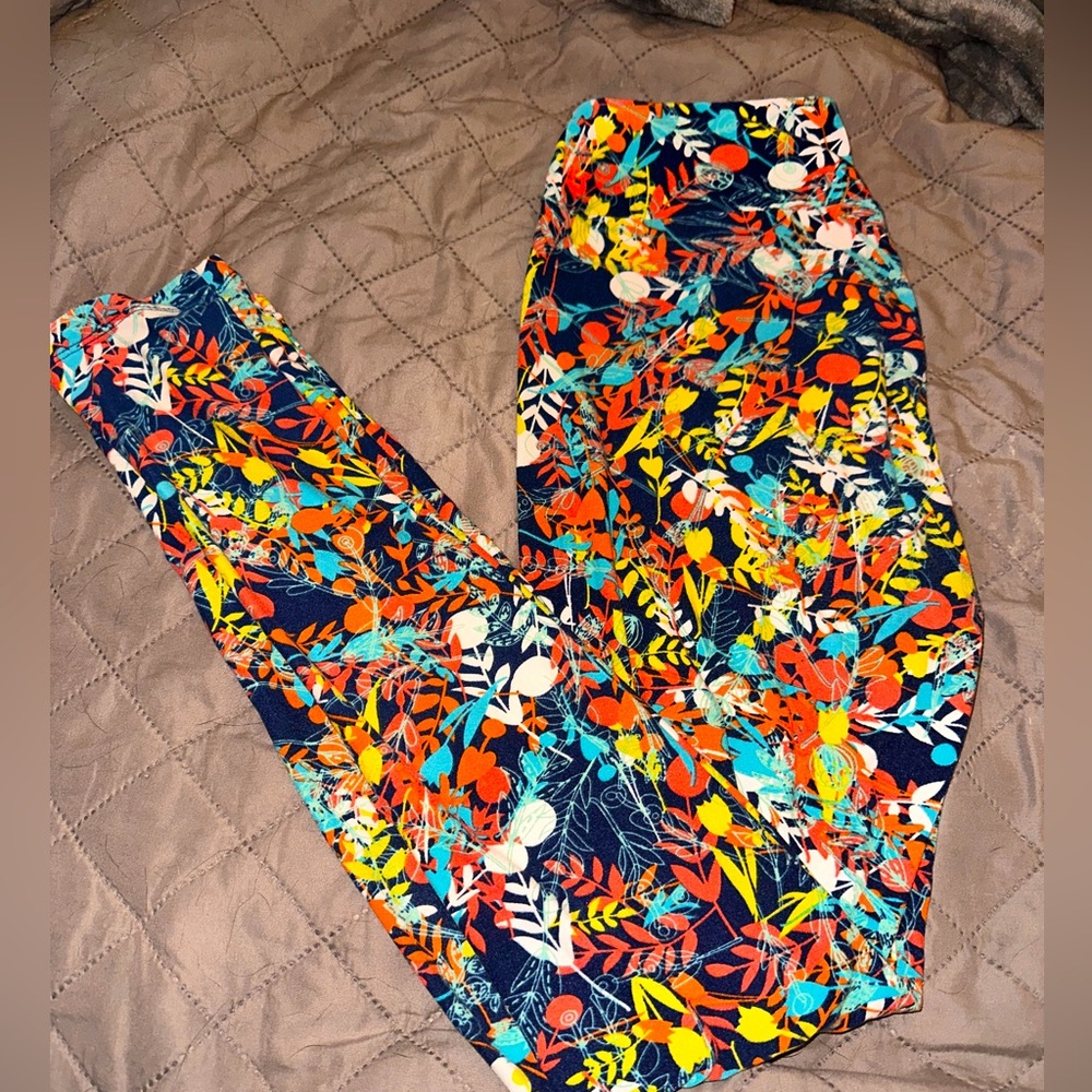 Vintage Lularoe “flowers” Leggings ONE SIZE